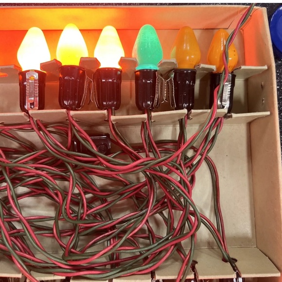 Vintage Royalites Christmas Tree Light Streamer String Set with Box 2 Sets - Picture 10 of 13